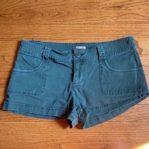 Size 9 army green shorts. Mossimo Supply Co. brand.
